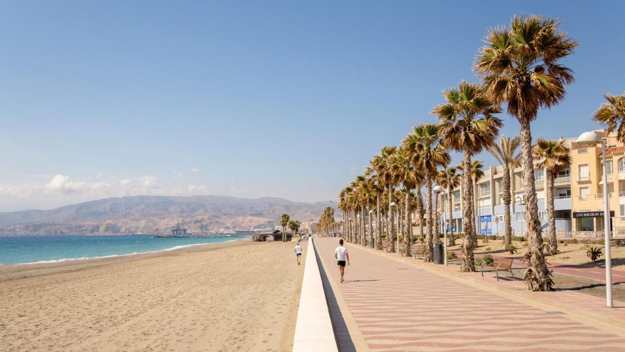 Apartamento Con Vistas Al Mar. Primera Linea De Playa. 아구아둘세 외부 사진