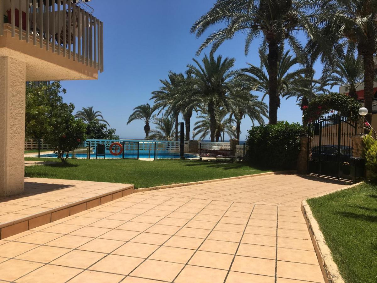 Apartamento Con Vistas Al Mar. Primera Linea De Playa. 아구아둘세 외부 사진